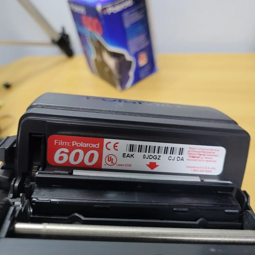 Polaroid One Step 600 Instant Film Camera Tested Working Box